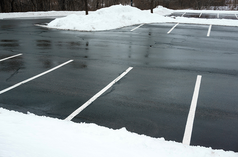 Service de déneigement commercial à Sherbrooke.